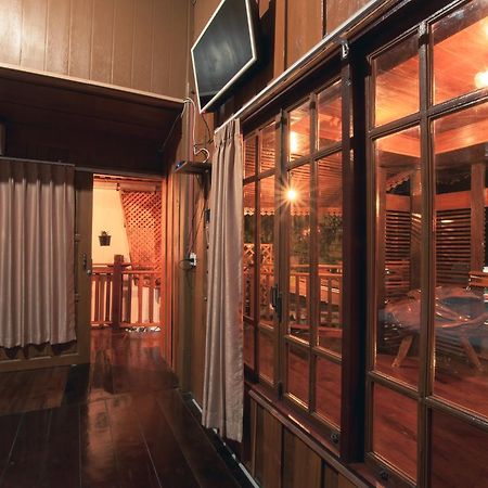 The History Cafe' & Guesthouse Sukhothai Dış mekan fotoğraf