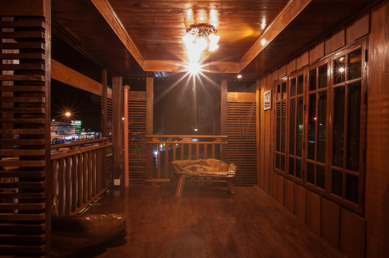 The History Cafe' & Guesthouse Sukhothai Dış mekan fotoğraf
