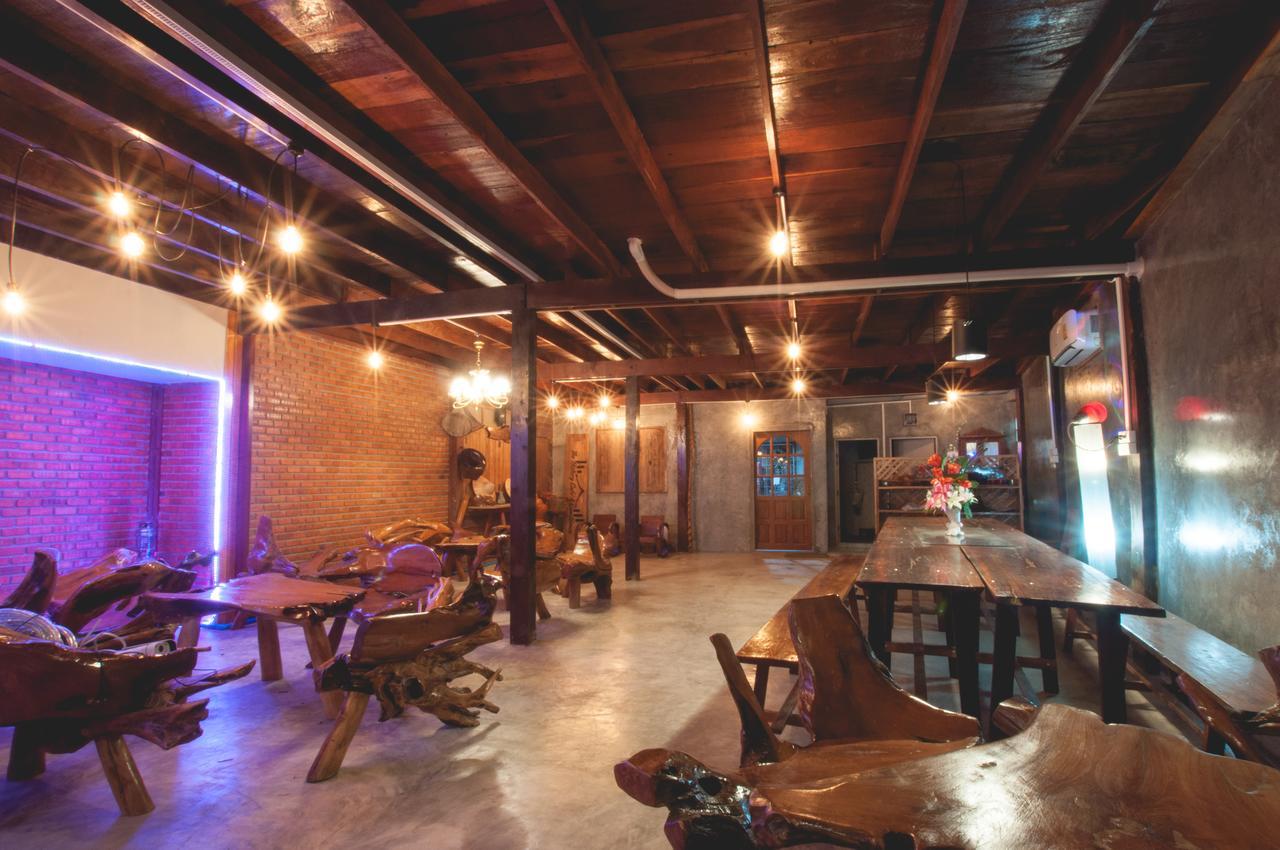 The History Cafe' & Guesthouse Sukhothai Dış mekan fotoğraf