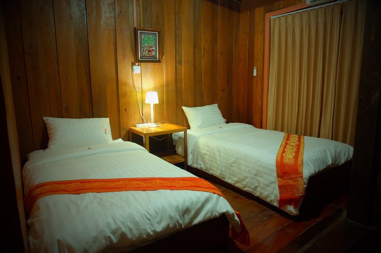 The History Cafe' & Guesthouse Sukhothai Dış mekan fotoğraf