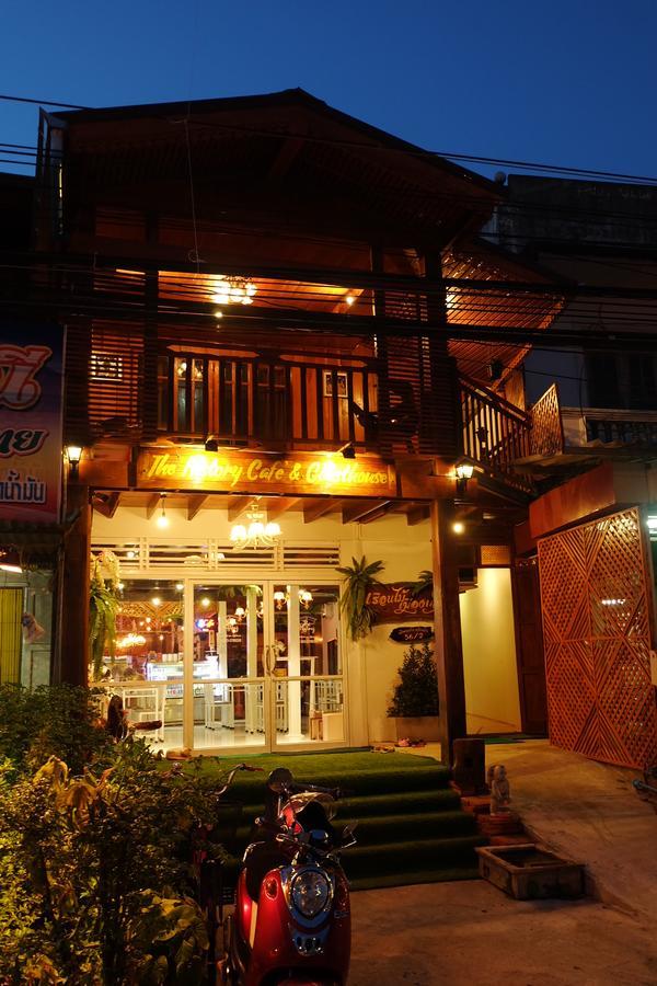 The History Cafe' & Guesthouse Sukhothai Dış mekan fotoğraf